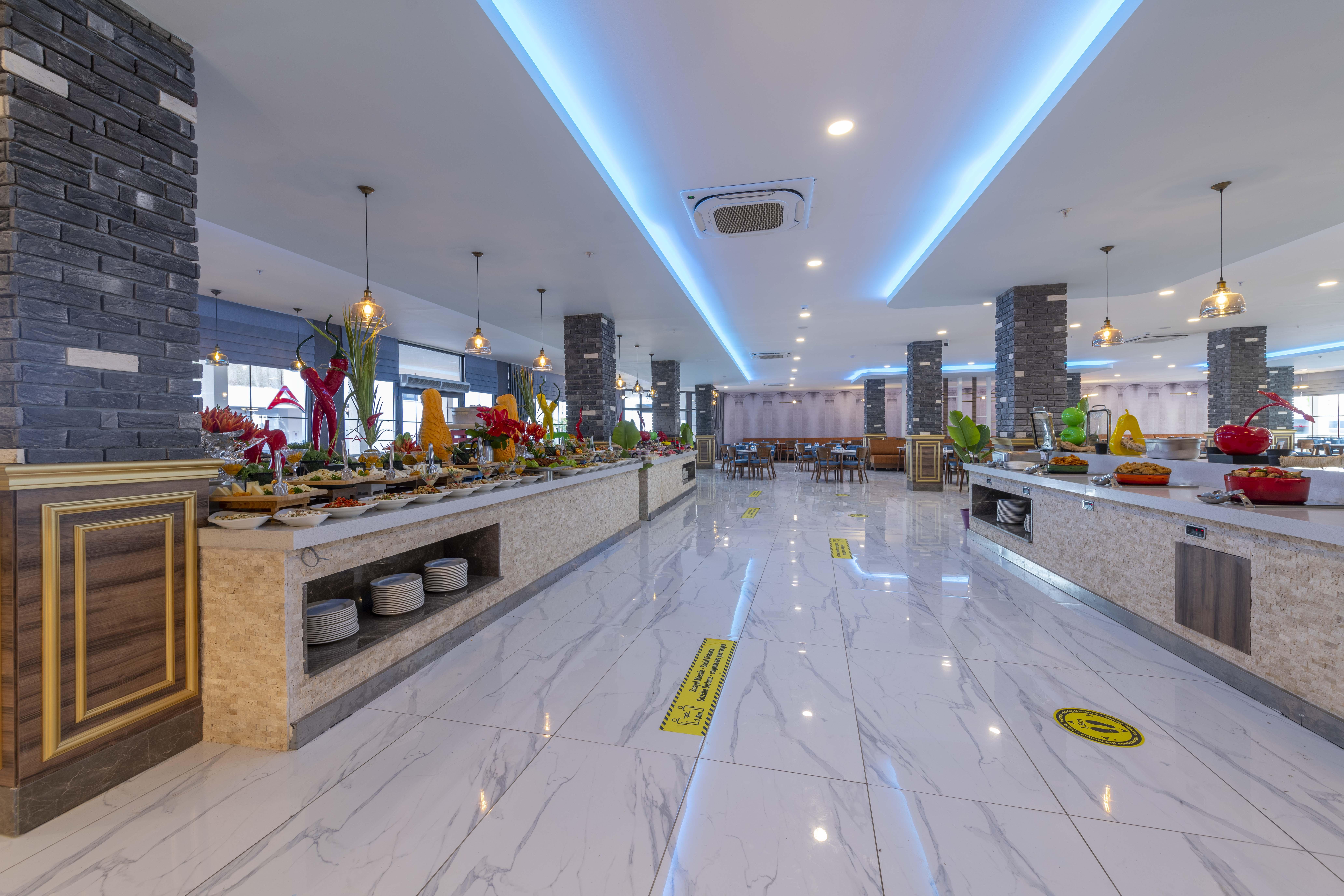Hotel Royal Towers Lara Antalya Zewnętrze zdjęcie